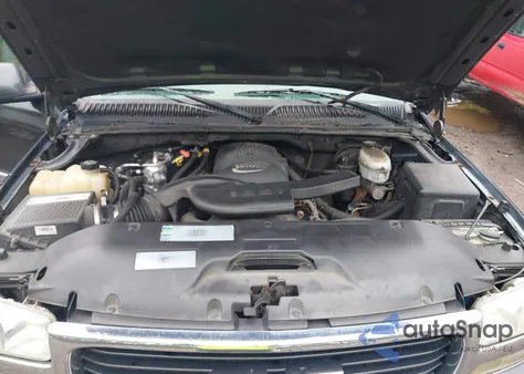 2003 GMC Yukon Sle z USA, uszkodzony, nr VIN 1GKEC13V03J339970